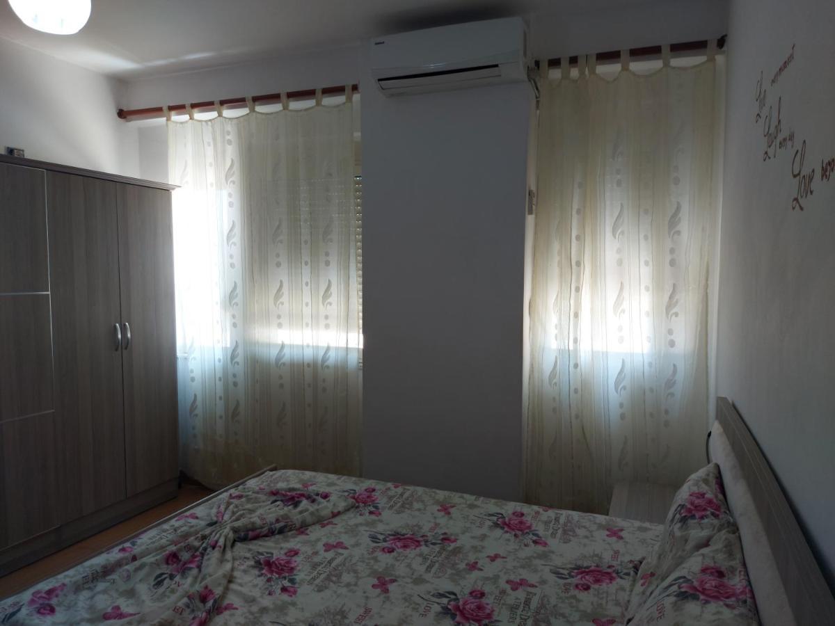 Nm - Apartment 2 ดูร์เรส ภายนอก รูปภาพ